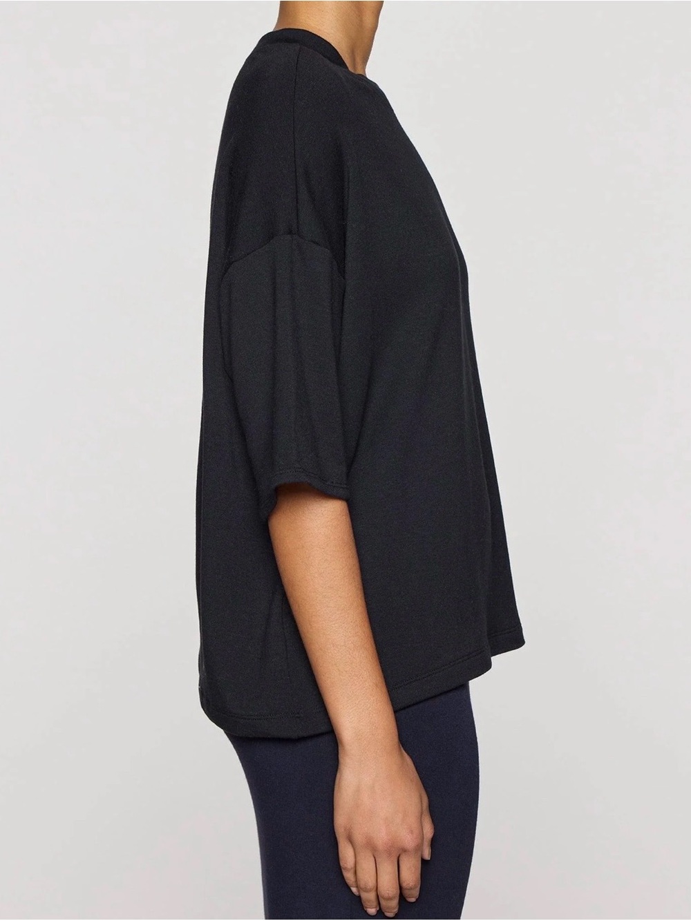 BLEUSALT Malibu Black Oversized Top Like New - Picture 3 of 7